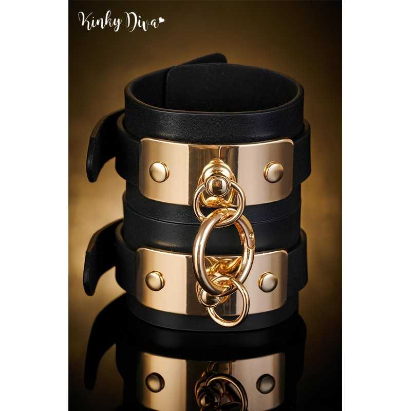 Prestaloveshop Menottes poignets noires plaque & anneau clip